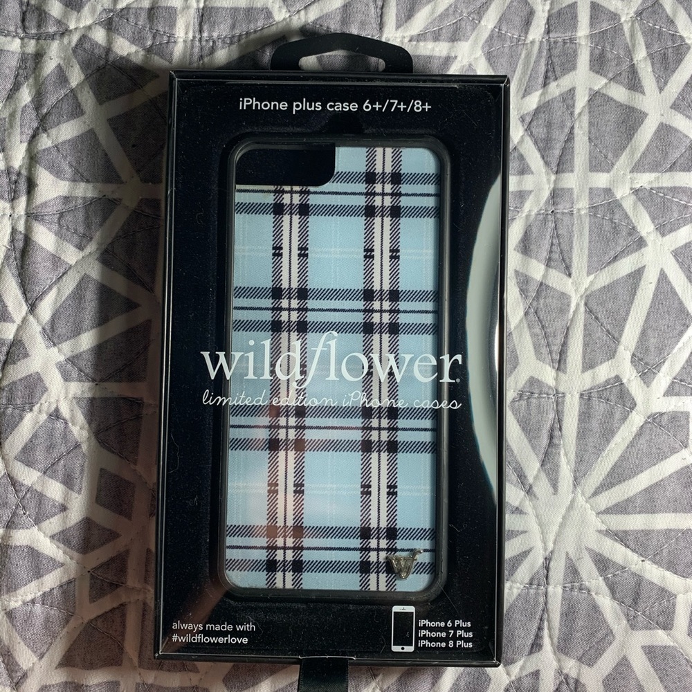 Wildflower blue plaid case 🦋